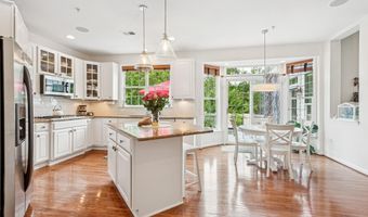 12401 CHASEMOUNT Ct, Bowie, MD 20720