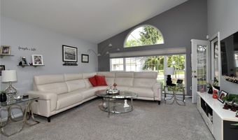335 Devon Pond, Aurora, OH 44202