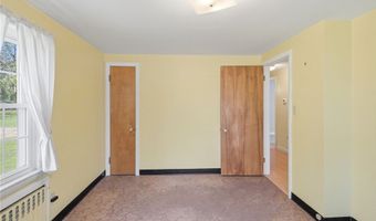 15 Valley View Dr, Cumberland, RI 02864