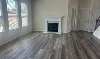 596 Rodeo Dr, Auburn, GA 30011