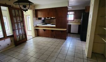 1721 Arcadian St, Savannah, GA 31405