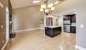 1905 N Stillwater Rd, Arlington Heights, IL 60004