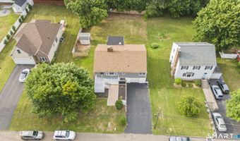 12 Homestead Pl, Branford, CT 06405