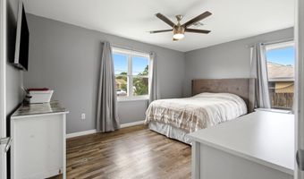32 Edison St, Bayville, NJ 08721