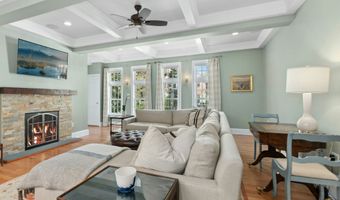 39 Leeuwarden Rd, Darien, CT 06820