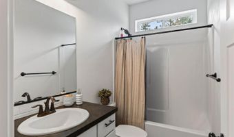871 W Kenai Ln, Athol, ID 83801