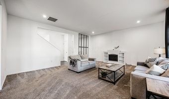 5010 Pettibone Pl, Ashville, OH 43103