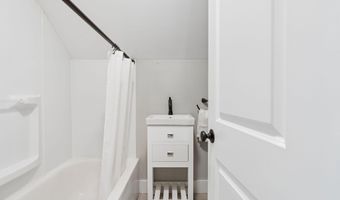 74 Blueberry Hill Rd, Alfred, ME 04002