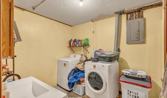 541 N Milton St, Auburn, KS 66402