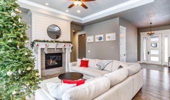 2702 Weston Dr, Ames, IA 50010