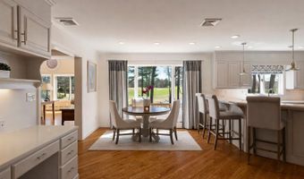 29 Woodland Dr, Avon, CT 06001