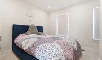 153 LOCKE St, Baltimore, MD 21230