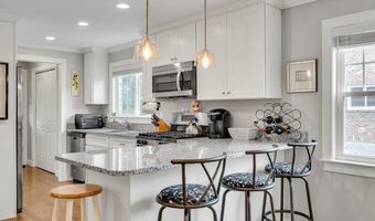 15 Spinney St 1, Boston, MA 02132