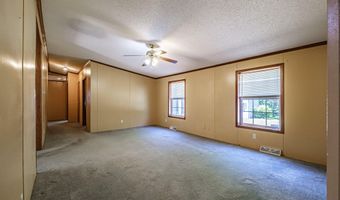 2 Windsor Dr, Alfred, ME 04002
