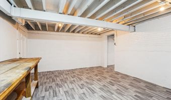 8710 LOWELL St, Bethesda, MD 20817