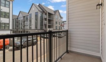 23688 BOLTON CRESCENT Ter #204, Ashburn, VA 20148