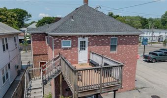 1640 Cranston St, Cranston, RI 02920