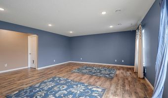 15174 Emory Cir, Apple Valley, MN 55124