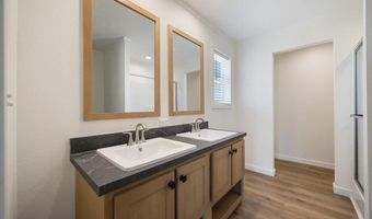 54303 N Thomas Rd, Benton City, WA 99320