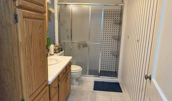 1420 8th St, Aurora, NE 68818