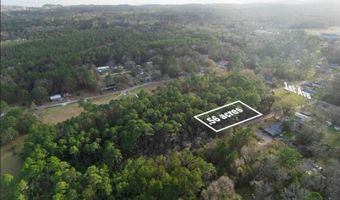 8465 Coe St, Bayou La Batre, AL 36509