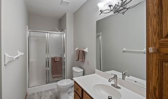 12755 Falcon Ct, Apple Valley, MN 55124