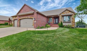 4820 N Indian Oak St, Bel Aire, KS 67226