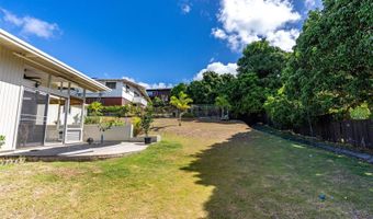 99-1019 Lauole St, Aiea, HI 96701