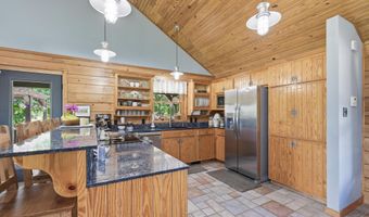 631 W N 10th St, Baxter Springs, KS 66713