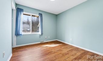 23 Muirfield Dr, Arden, NC 28704