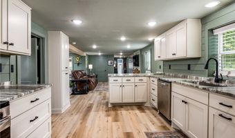 2580 OAK VILLAGE Rd, Akron, AL 35441