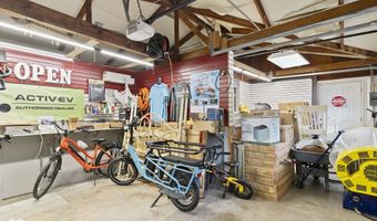 2287 N US Highway 31, Austin, IN 47102