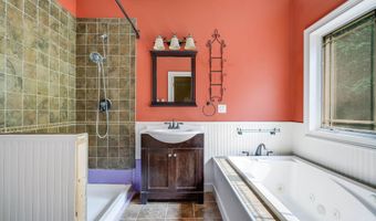 34 Peabody Dr, Brentwood, NH 03833