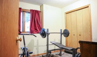 13720 Georgia Dr, Apple Valley, MN 55124