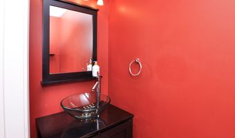 3240 Dunwoodie Rd, Ann Arbor, MI 48105