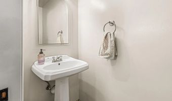10118 Langley Ct, Escondido, CA 92026
