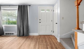 36 Westhill Dr, Cranston, RI 02920