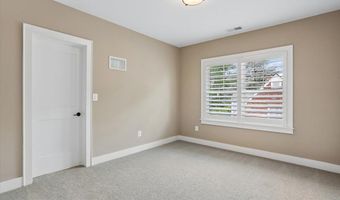 5401 GLENWOOD Rd, Bethesda, MD 20817
