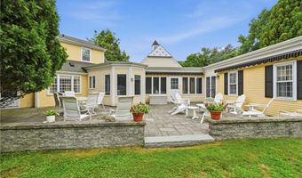 142 Ferry Rd, Bristol, RI 02809