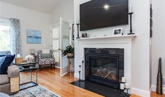 25 Wescott Way 80, Coventry, RI 02816