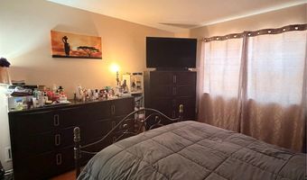 2712 Schleigel Blvd, Amityville, NY 11701