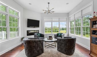 450 Hartville Rd, Atwater, OH 44201
