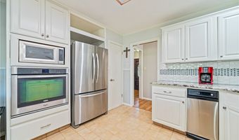1224 Roosevelt Dr, Alice, TX 78332