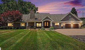 115 Golfside Dr, Alma, MI 48801
