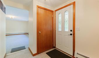 85 Indian Trl, Glocester, RI 02814