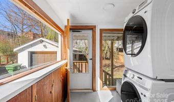 22 Jarrett St, Asheville, NC 28806