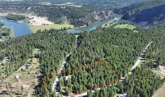 1401 Katka Rd, Bonners Ferry, ID 83805