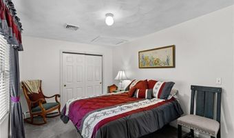 5 Haywood Rd, Coventry, RI 02816