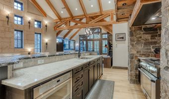30 Bear Dance Vlg, Bigfork, MT 59911