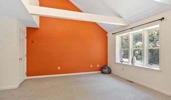 35 Chandler Dr, Atkinson, NH 03811